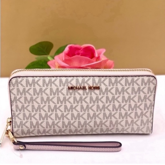 Michael Kors Large Continental Wallet Wristlet - Picture 7 of 13